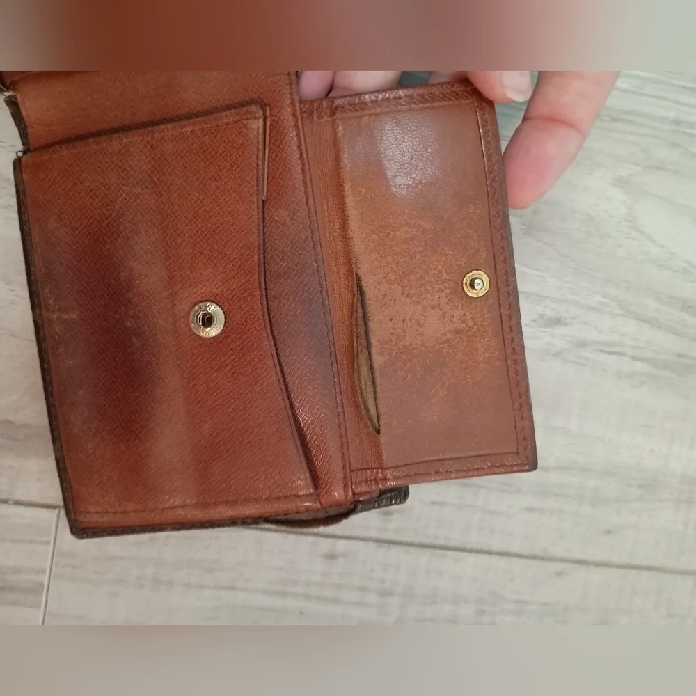 Authentic Louis Vuitton Multiple Wallet Monogram Canvas